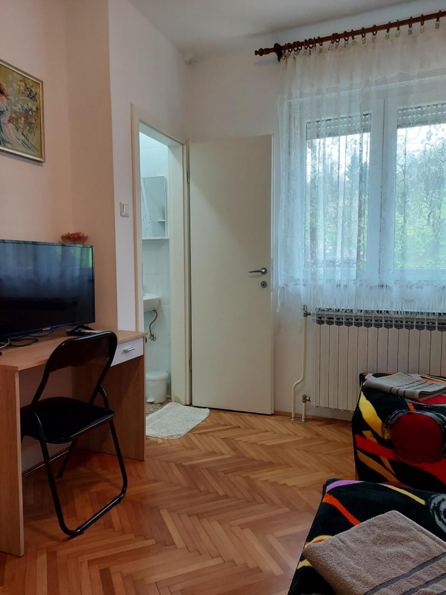 Elena Rooms Pasjak Bagian luar foto