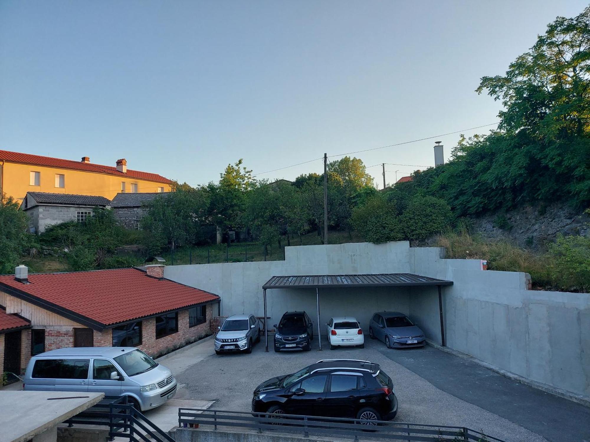 Elena Rooms Pasjak Bagian luar foto